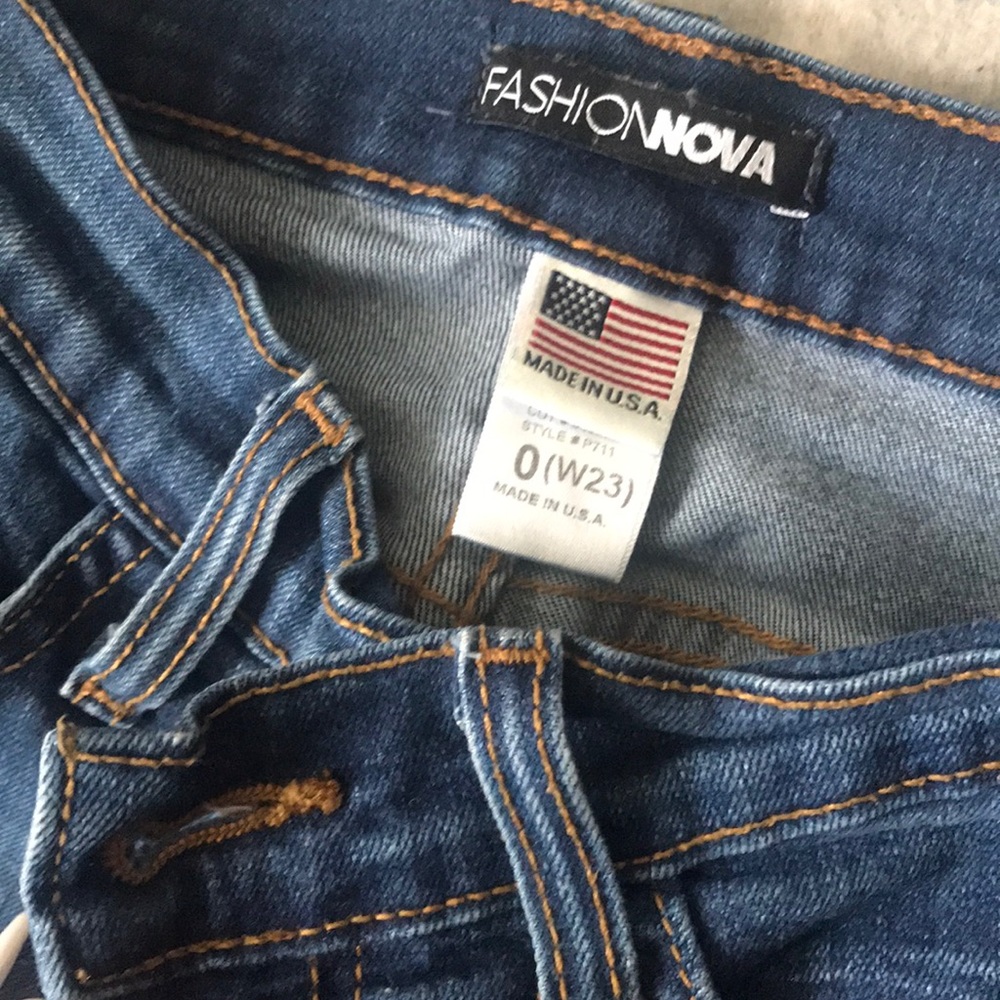 Fashion nova jeans. - Picture 6 of 7